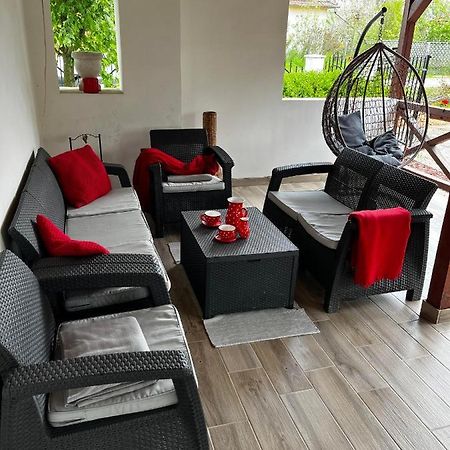 Poettyoesotthon Vendeghaz Apartman Tiszabábolna Kültér fotó