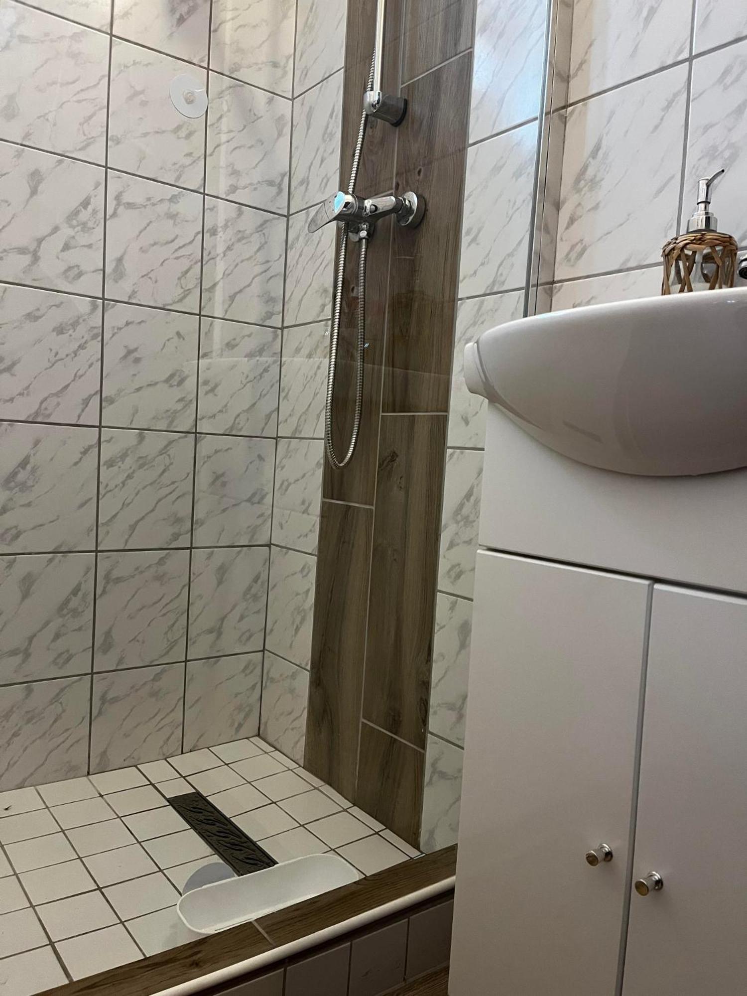 Poettyoesotthon Vendeghaz Apartman Tiszabábolna Kültér fotó