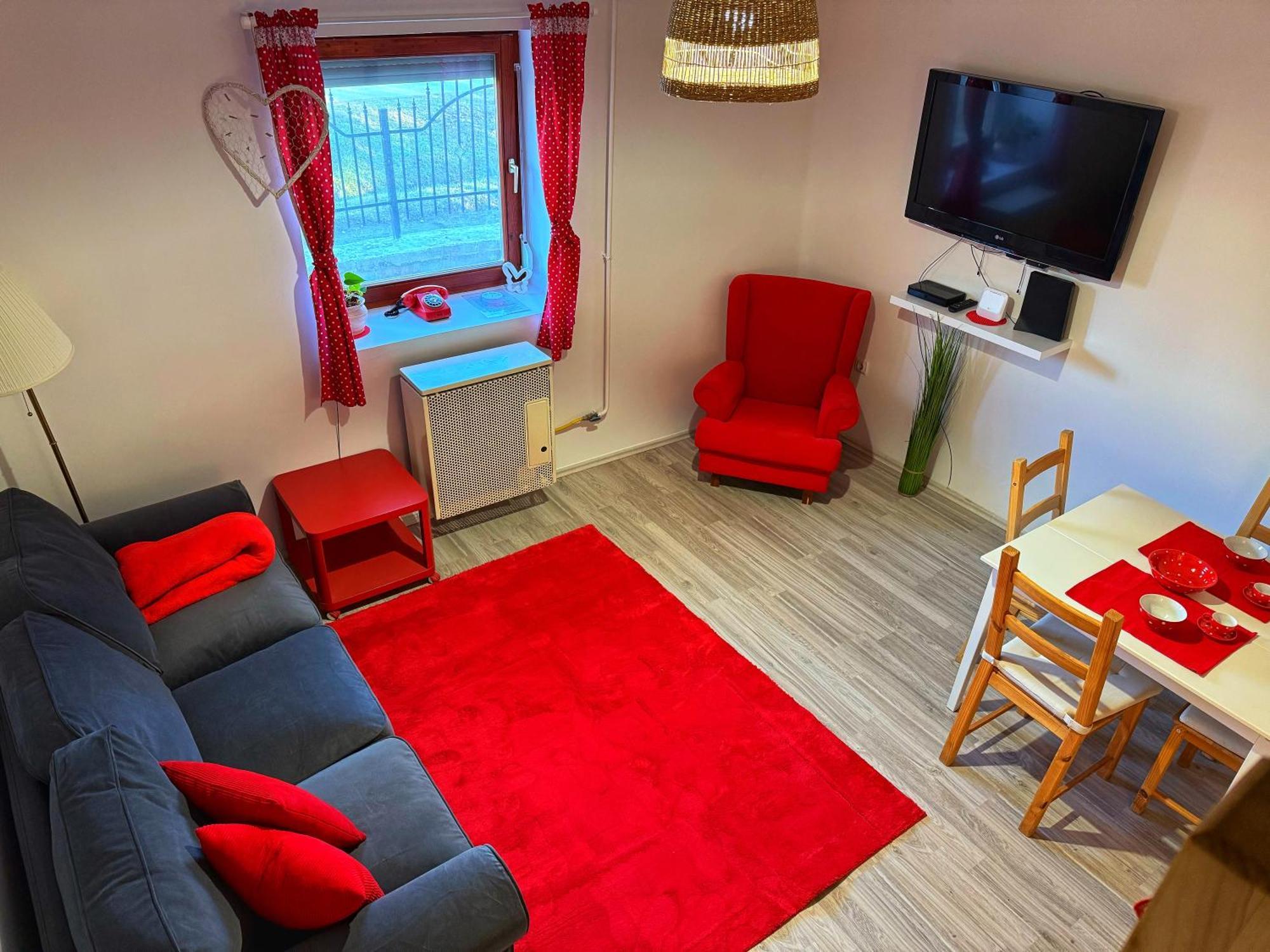 Poettyoesotthon Vendeghaz Apartman Tiszabábolna Kültér fotó